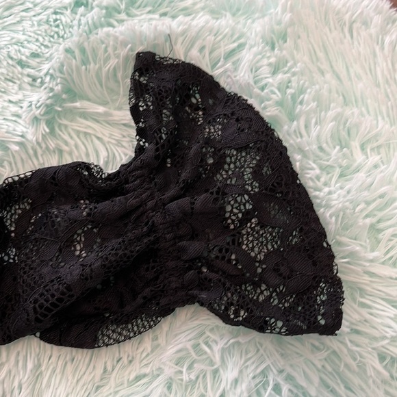 Stella & Dot Black Shirt with Romantic Lace Arms with Cuffs Size XS - Picture 10 of 10